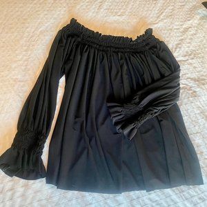 Norma Kamali Peasant off shoulder med / large  Top shirt black